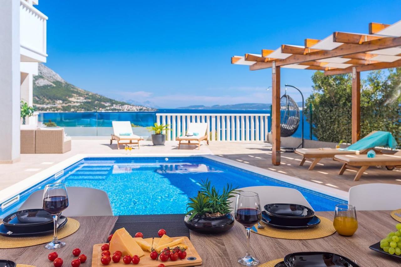 Villa Matan - Only 200M From The Sandy Beaches, Private 28M2 Pool Omis Exterior photo